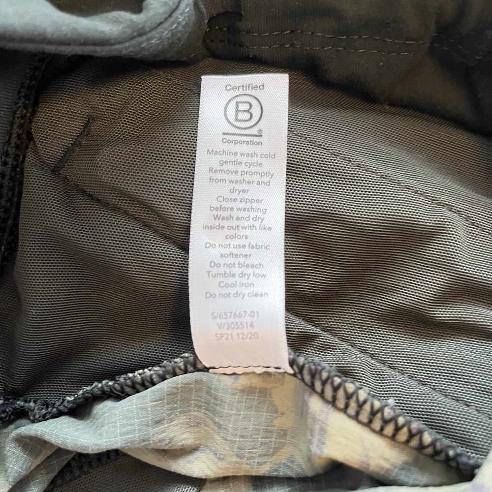 Athleta Trekkie North Printed Shorts Women's 4 Ripstop Stretch Waist Zip Pockets - Picture 13 of 16